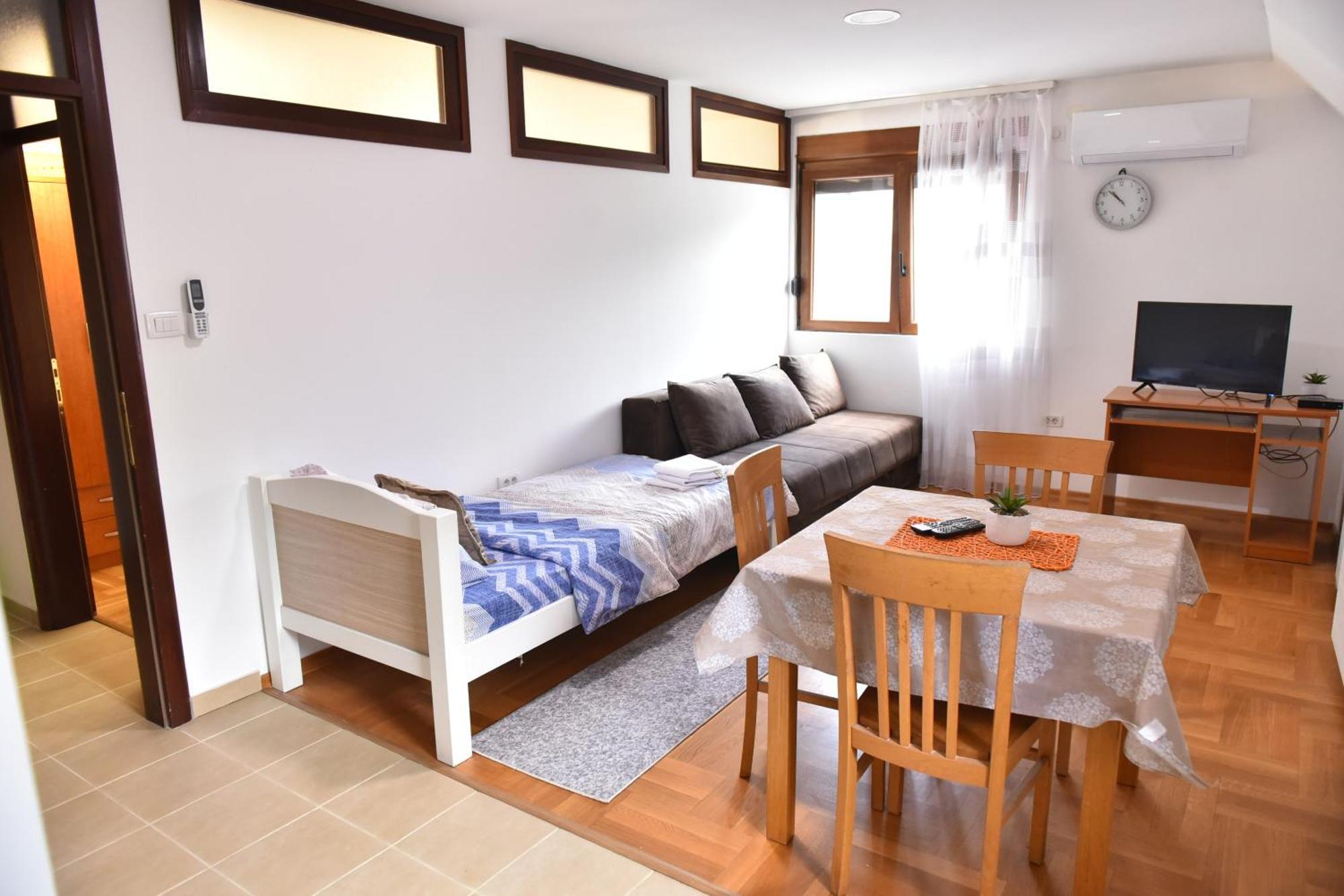 Apartments Ravno Plužine Habitación foto