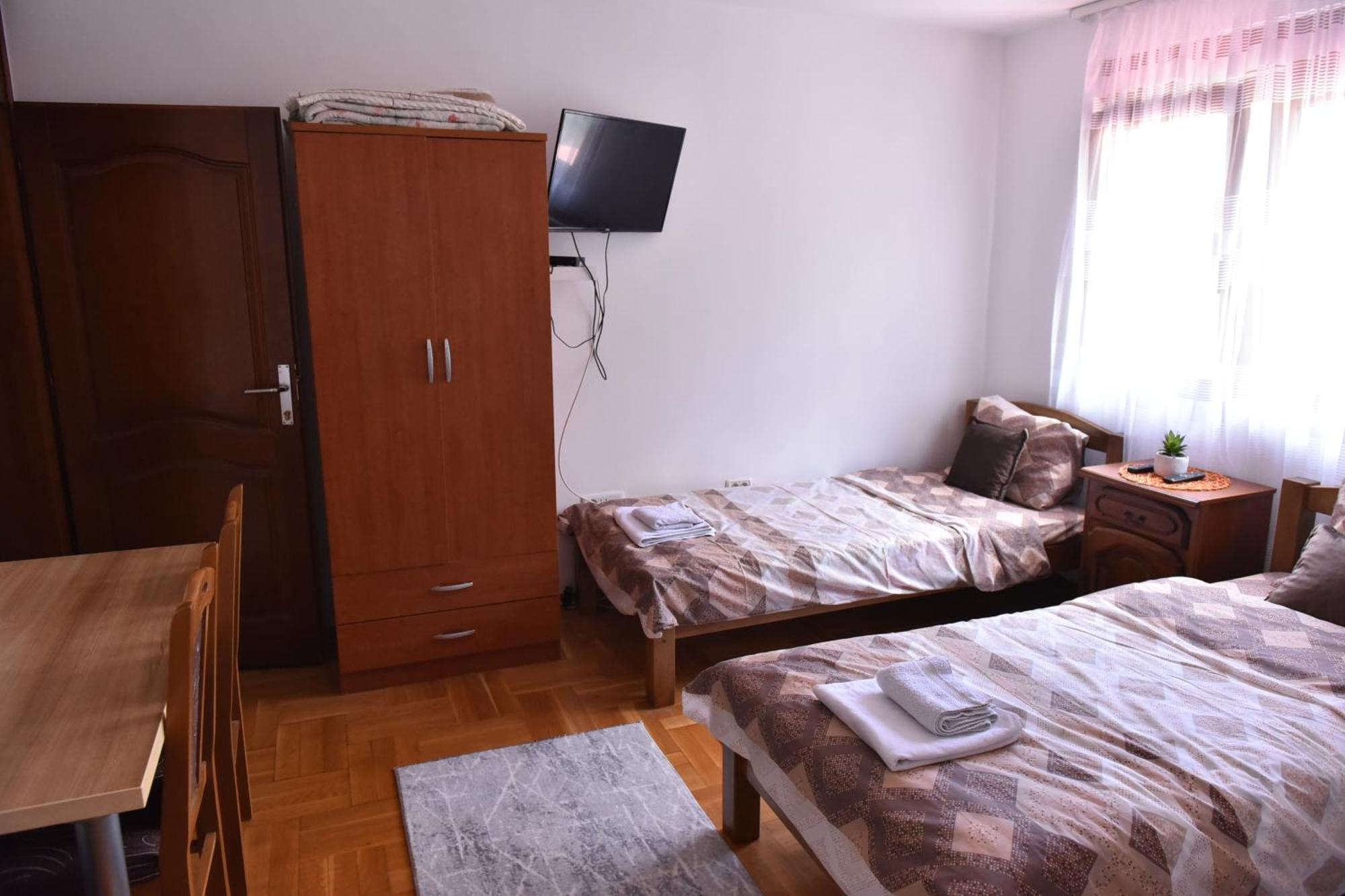 Apartments Ravno Plužine Habitación foto